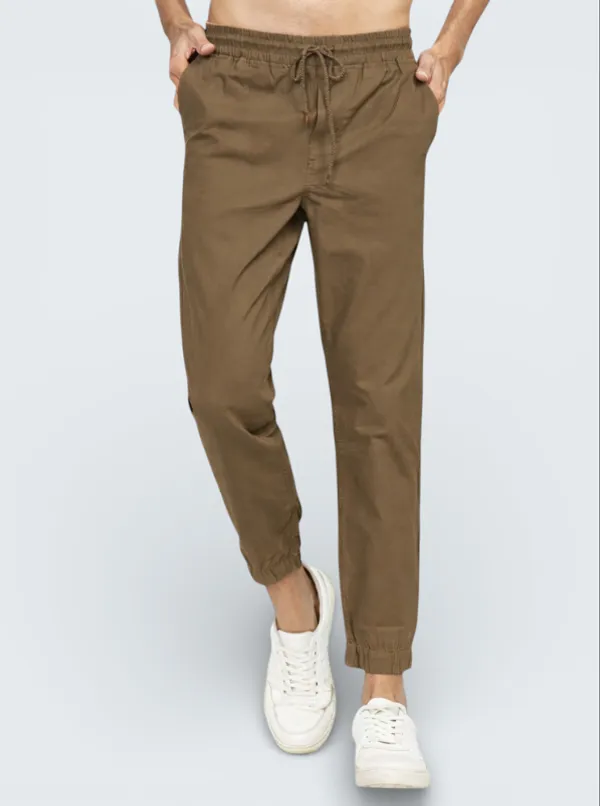 Khaki_Cotton_Blend_Relaxed_Fit_Casual_Jogger_For_Men