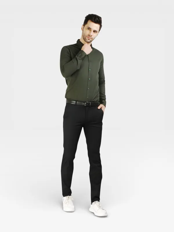 Black_Cotton_Mid-Rise_Stretchable_Slim_Fit_Casual_Trousers_|_Chinos_For_Men