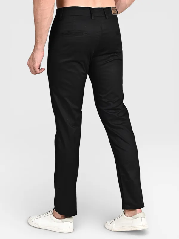 Black_Cotton_Mid-Rise_Stretchable_Slim_Fit_Casual_Trousers_|_Chinos_For_Men