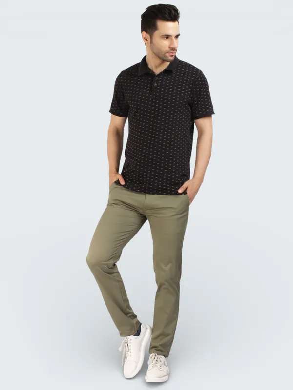 Pale_Green_Cotton_Blend_Relaxed_Fit_Casual_Trouser_For_Men