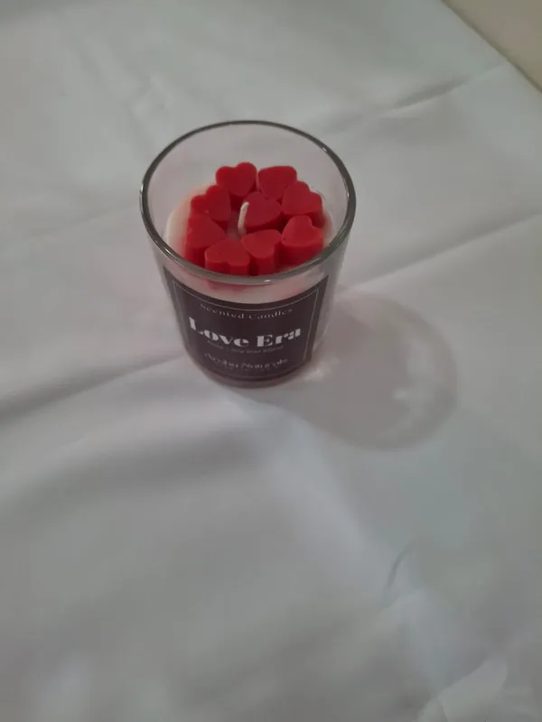 Red_&_White_Jar_Candle_(Love_Era)_For_Hpme_Decor
