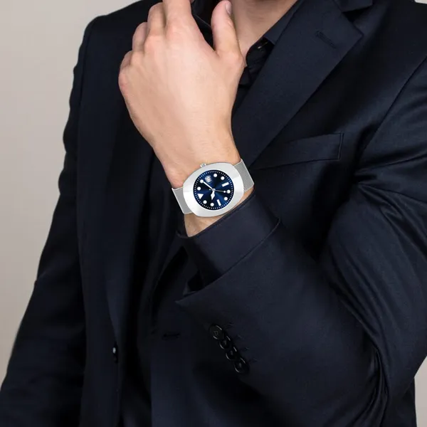 Silver_Intermesh_Stainless_Steel_Strap_Analog_Watch_For_Men_LR142