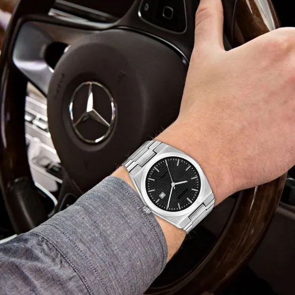 Black_Dial_Date_Function_LR158