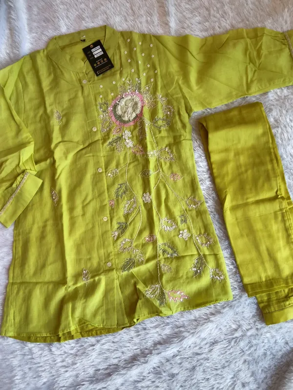 Neon_Green_Premium_Graceful_Co-Ords_Set_For_Women