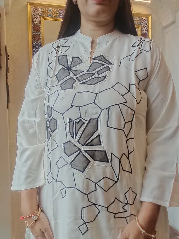 White_Monochrome_Mosaic_Co-Ord_Set_For_Women