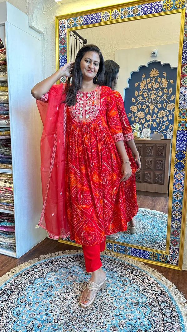 Red_Gulmohar_Bandhani_Anarkali_Set_For_Women