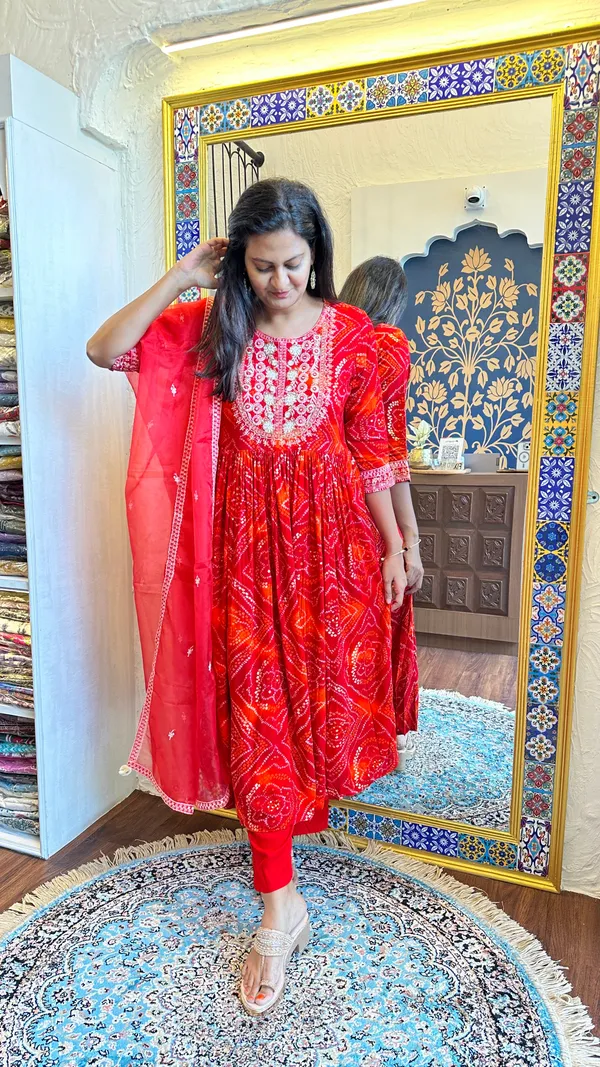 Red_Gulmohar_Bandhani_Anarkali_Set_For_Women