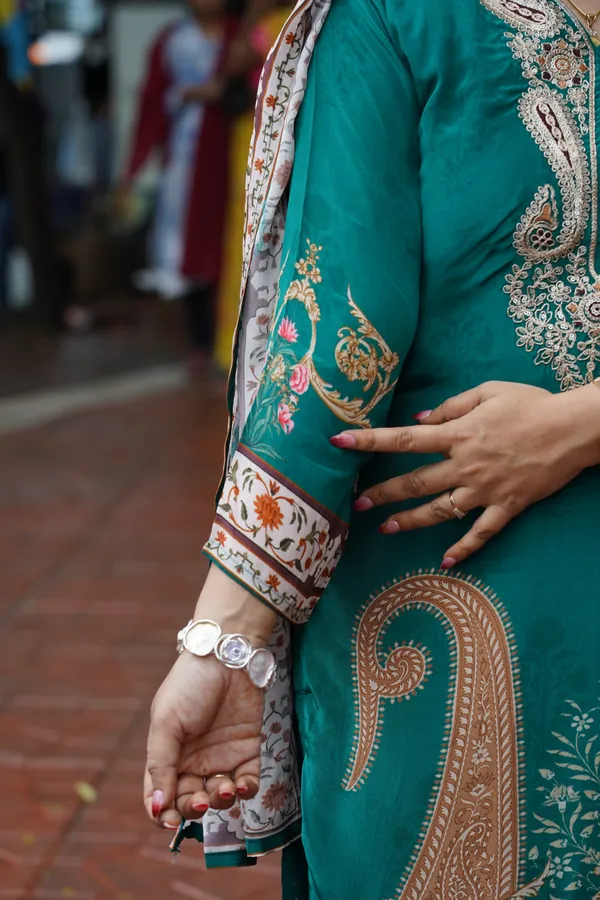 Dark_Green_Emerald_Grace_Embroidered_Suit_Set_For_Women