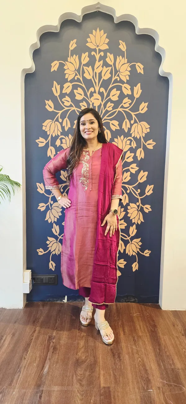 Majenta_Rosewood_Silk_Embroidered_Suit_Set_For_Women