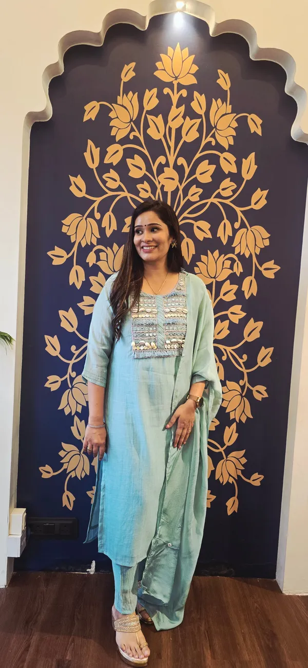 Blue_Statement_Shell_Kurta_Set_For_Women