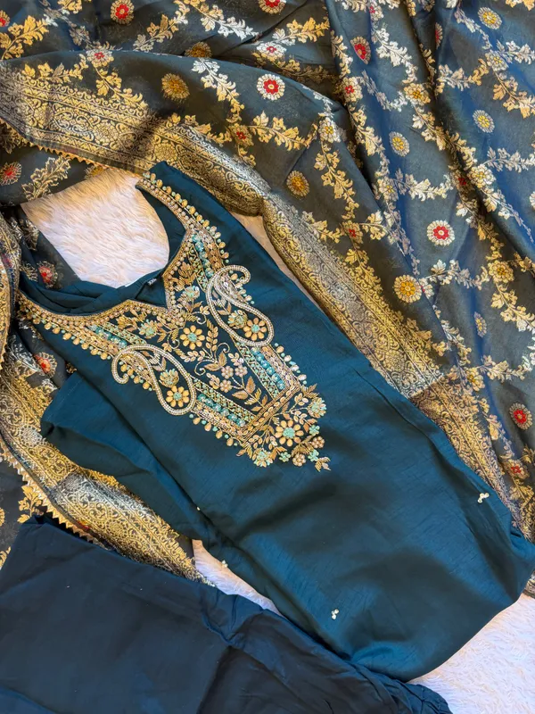 Dark_Indigo_Blue_Festive_Glam_Handcrafted_Silk_Suit_Set_For_Women