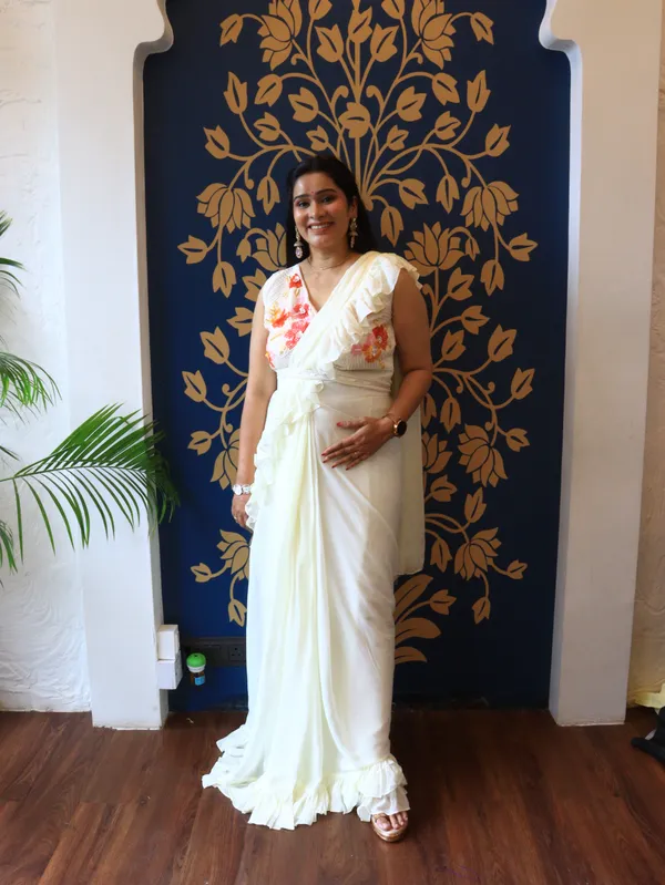 Off-White_Ruffle_Pre-Draped_Saree_Set_For_Women