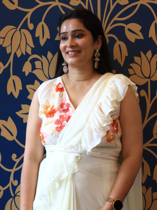 Off-White_Ruffle_Pre-Draped_Saree_Set_For_Women