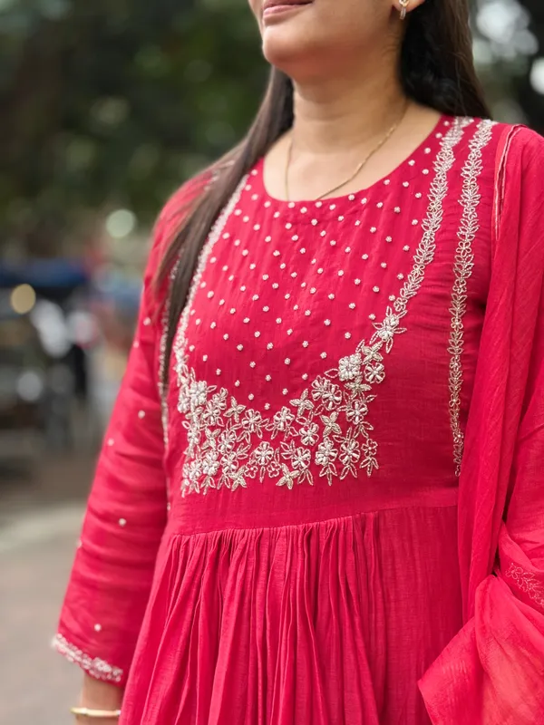 Carrot_Red_Mul_Cotton_Gown_Set_For_Women