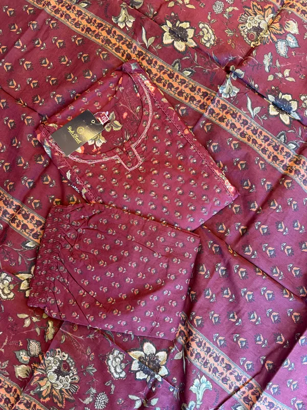 Maroon_Premium_Bloom_Kurta_Set_For_Women