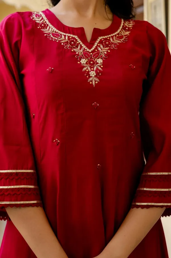 Maroon_Fla_Anarkali_3_Piece_Kurta_Set_For_Women
