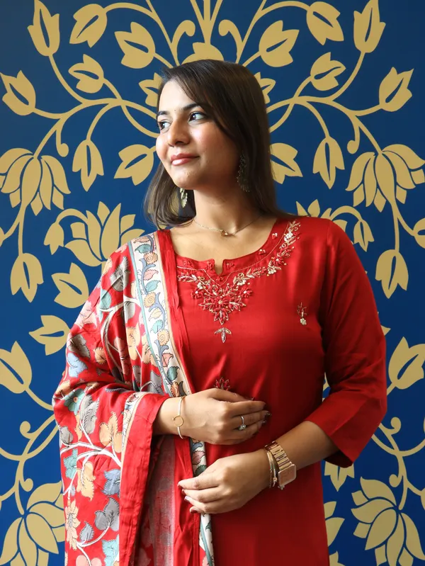 Maroon_Embroider_Silk_Straight_Suit_Set_With_Digital_Print_Dupatta_For_Women