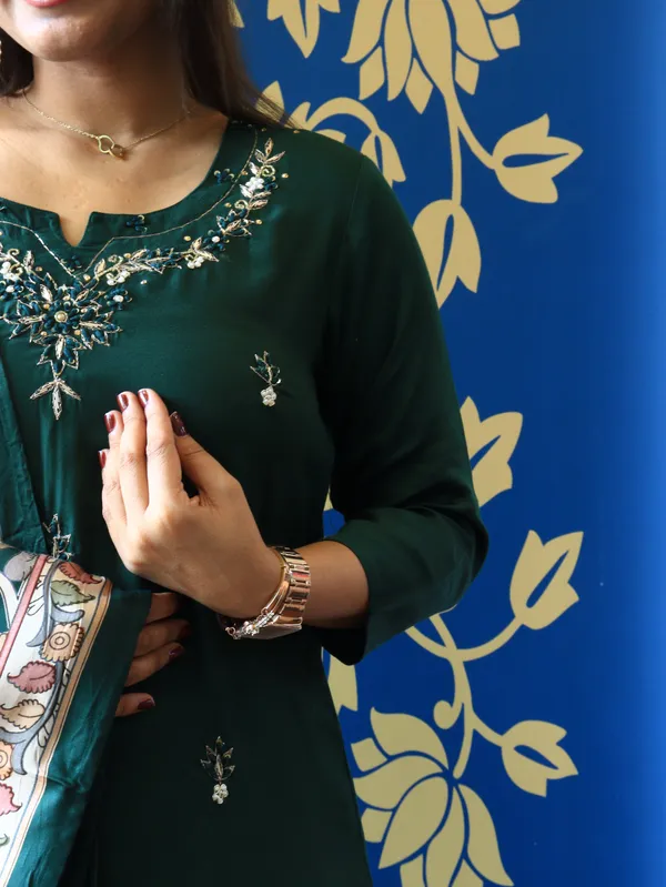 Bottle_Green_Embroider_Silk_Straight_Suit_Set_With_Digital_Print_Dupatta_For_Women