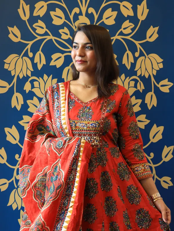 Brick_Red_Kashmira_Printed_Anarkali_Suit_Set_With_Dupatta_For_Women