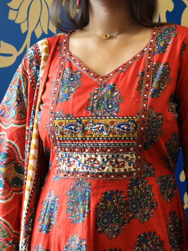 Brick_Red_Kashmira_Printed_Anarkali_Suit_Set_With_Dupatta_For_Women