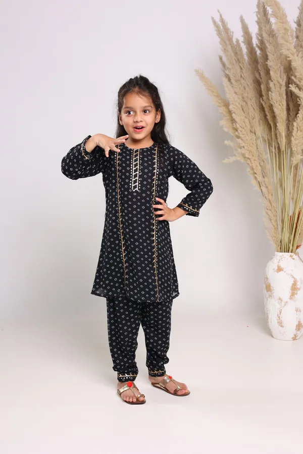 Black_Pure_Cotton_Three_Quarter_Sleeves_Printed_Knee_Length_Kurta_Sets_For_Girls