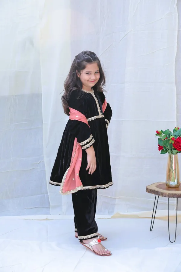 Black_Round_Neck_Pearl_Work_Velvet_Kurta_With_Trousers_And_Dupattaforgirls