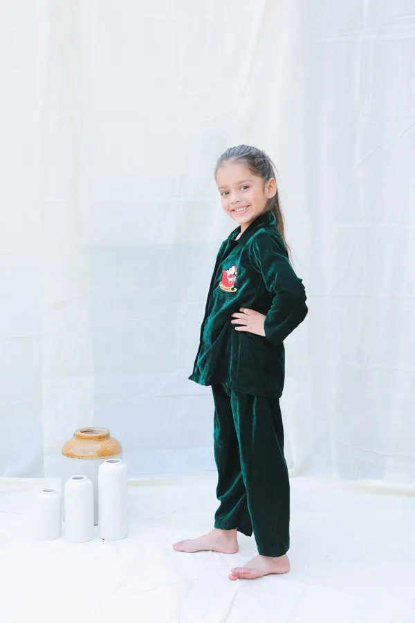 Green_Velvet_Winter_Co_Ord_Set_For_Girls