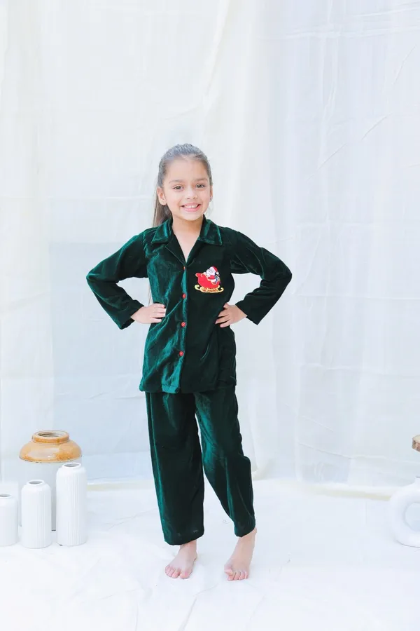 Green_Velvet_Winter_Co_Ord_Set_For_Girls