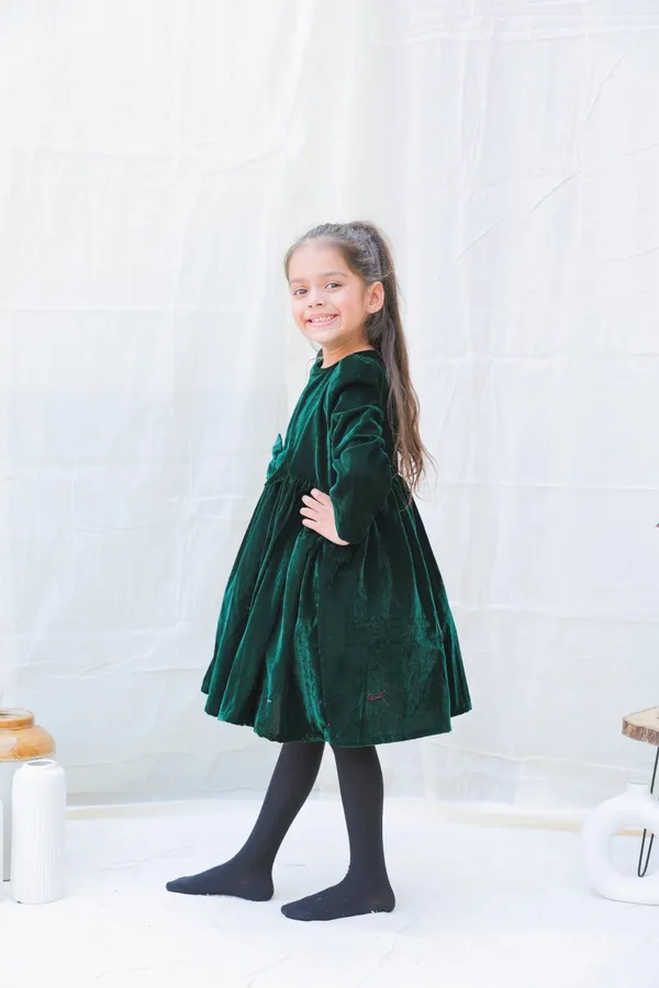 Green_Fit_And_Flare_Velvet_Puff_Sleeves_For_Girls