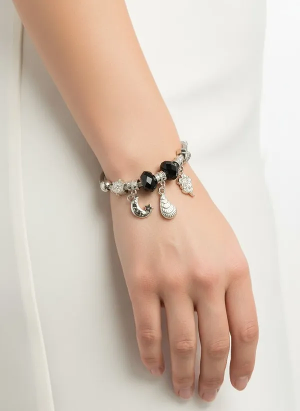 Black_Alloy_Bracelet_For_Women