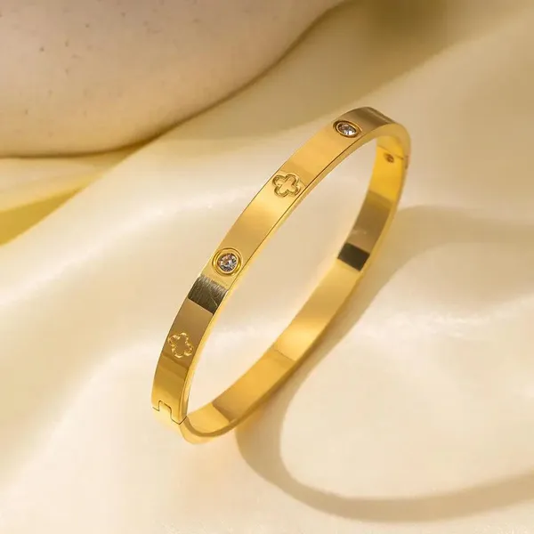 Gold_Stainless_Steel_Bracelet_For_Women