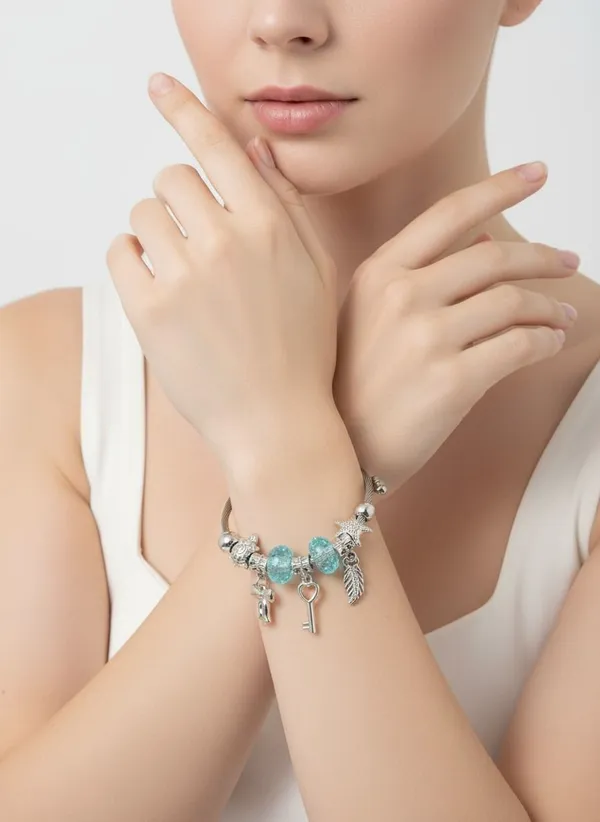 Silver_Alloy_Bracelet_For_Women