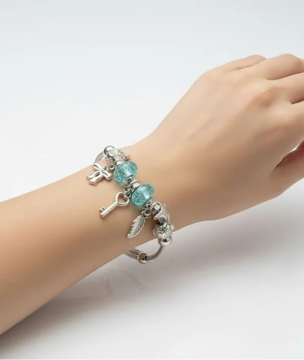 Silver_Alloy_Bracelet_For_Women