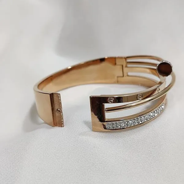 Gold_Stainless_Steel_Bracelet_For_Women