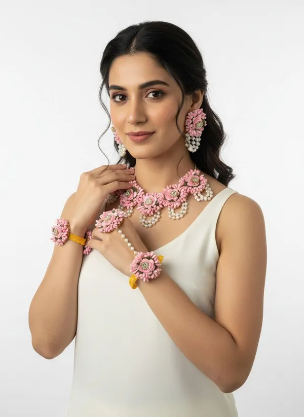Green_&_Pink_Fabric_Necklace_&_Earring_&_Maang_Tikka_Set_For_Women
