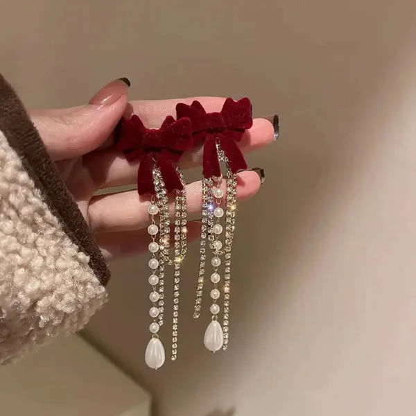 Maroon_Alloy_Earring_Set_For_Women