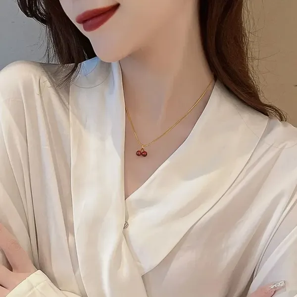 Gold_&_Red_Enamel_Pendant_Set_For_Women