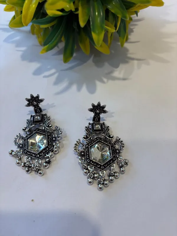 Silver_Silver_Jhumki_Earring_For_Women