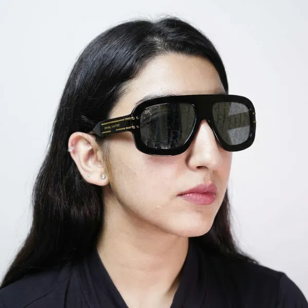 Black_Monogram_Lens_Flat_Top_Sunglass_For_Unisex