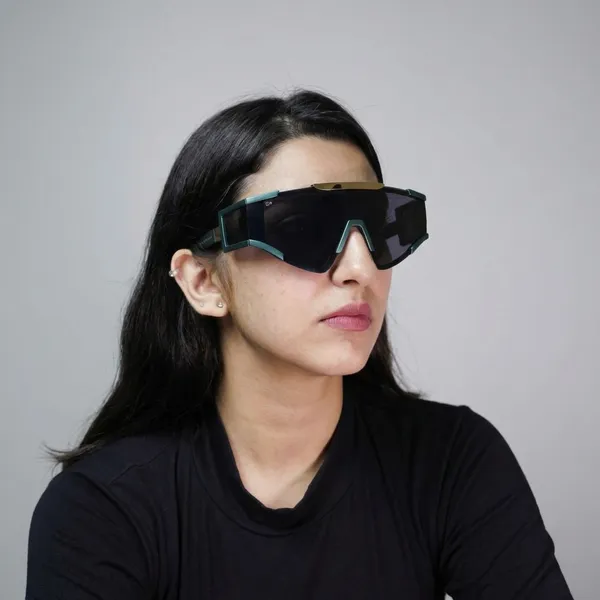 Light_Green_Falcon_Futuristic_Shield_Ocean_Frame_Sunglass_For_Unisex