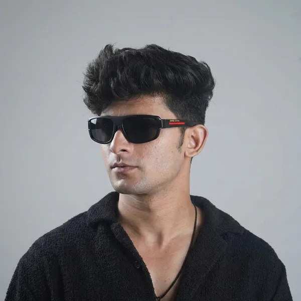 Black_Sport_Wraparound_Sunglass_For_Unisex