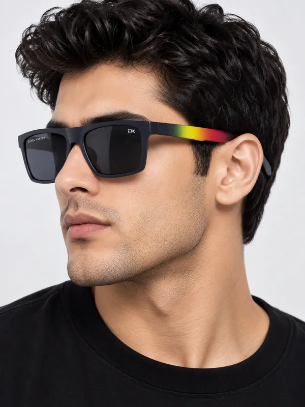 Daniel_Karter_UV400_Black_Blaze_â€“_Black_Polarised_Unisex_Sunglasses