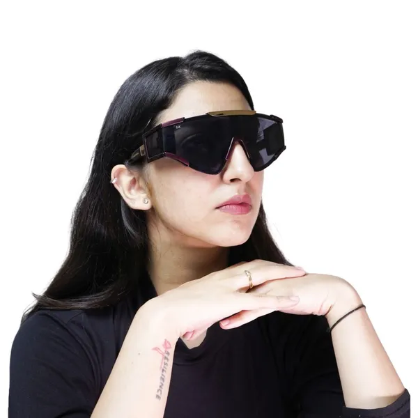 Black_Falcon_Futuristic_Shield_Fantasy_Frame_Sunglass_For_Unisex
