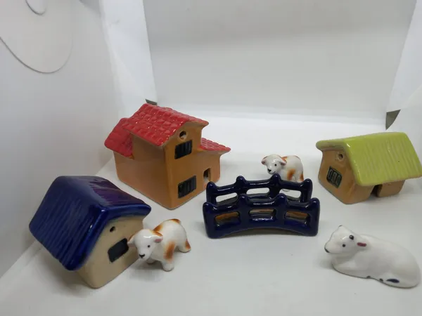Set_of_of_7_-_Ceramic_Miniature_-_The_Village_Life