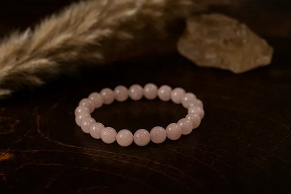 Rose_Quartz_Crystal_Bracelet_For_Men_&_Women_|_Pack_Of_1_With_5_Mukhi_Rudraksh_Free
