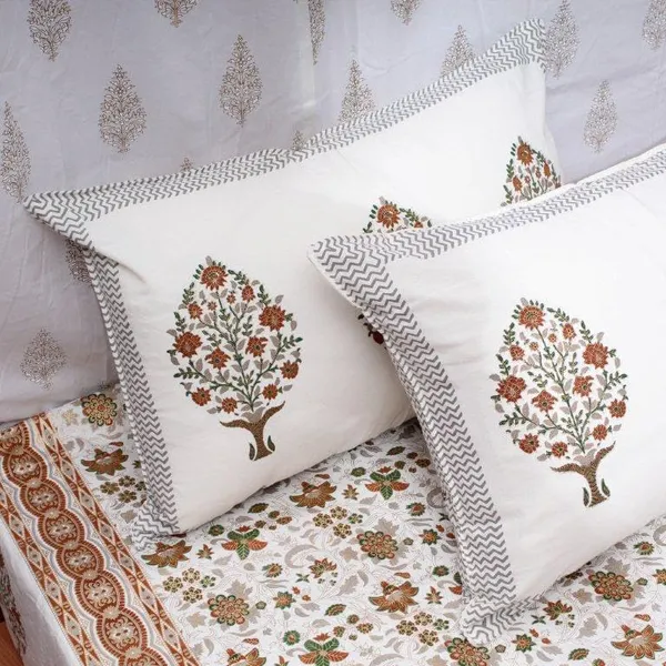 (Pack_Of_2)_Multicolor_Premium_Jaipur_Royale_Ultra-Luxury_100%_Cotton_King_Size_Bedsheet_With_2_Pillow_Covers_For_Sofa_&_Bedroom