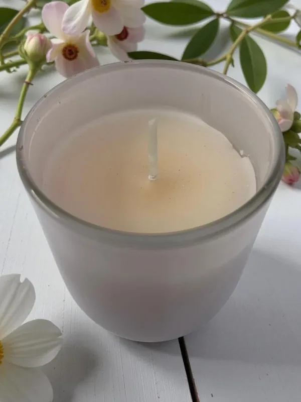 Vanilla_Premium_Aurora_Glass_Scented_Candle_For_Home_Decor