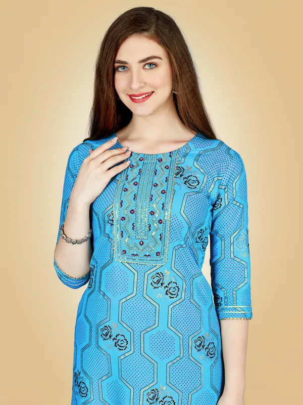 Light_Blue_Ethnic_Print_Kurta_Set_With_Pants_For_Women