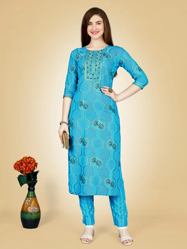 Light_Blue_Ethnic_Print_Kurta_Set_With_Pants_For_Women