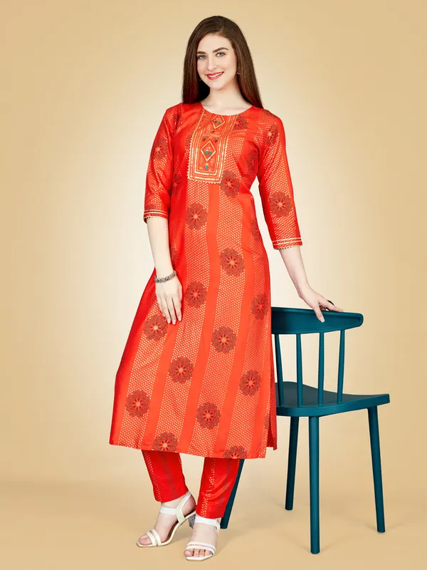 Orange_Ethnic_Print_Kurta_Set_With_Pants_For_Women